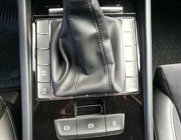 Škoda Superb 13
