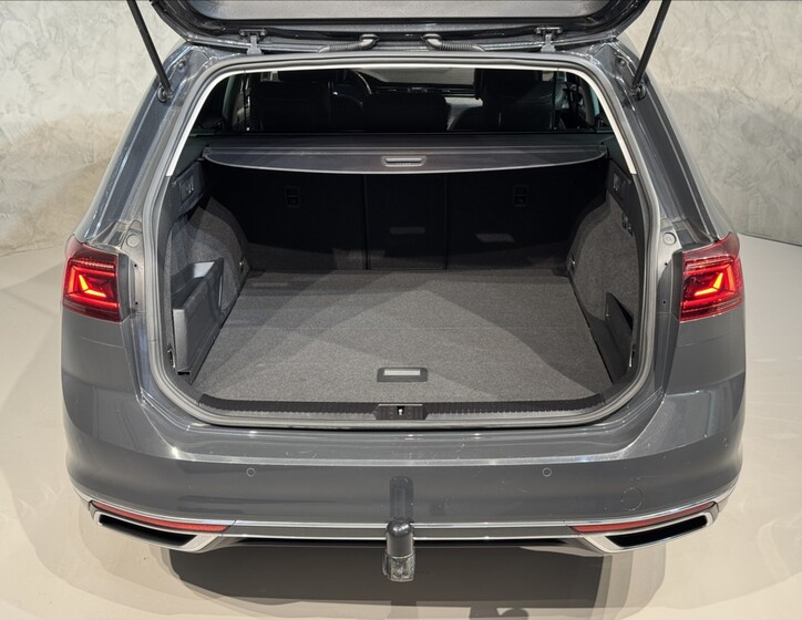 Volkswagen Passat 12