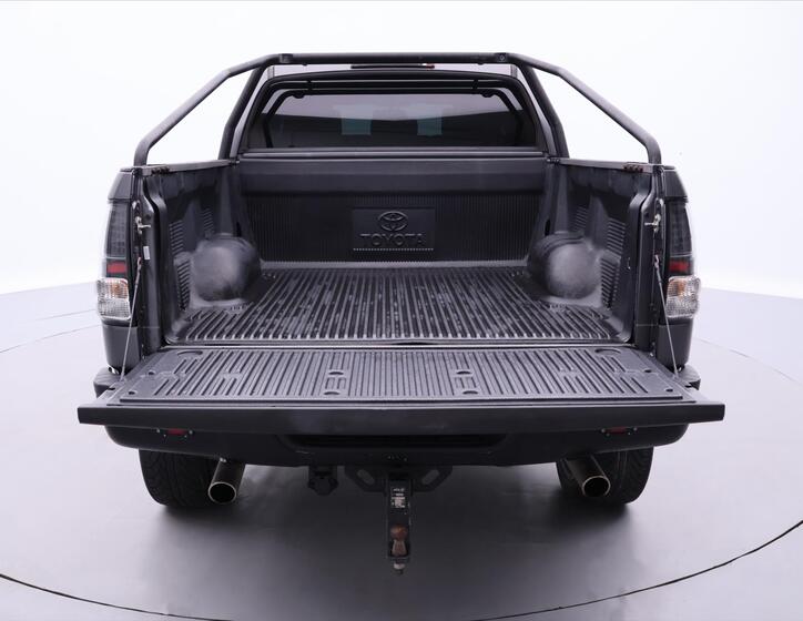 Toyota Tundra 9