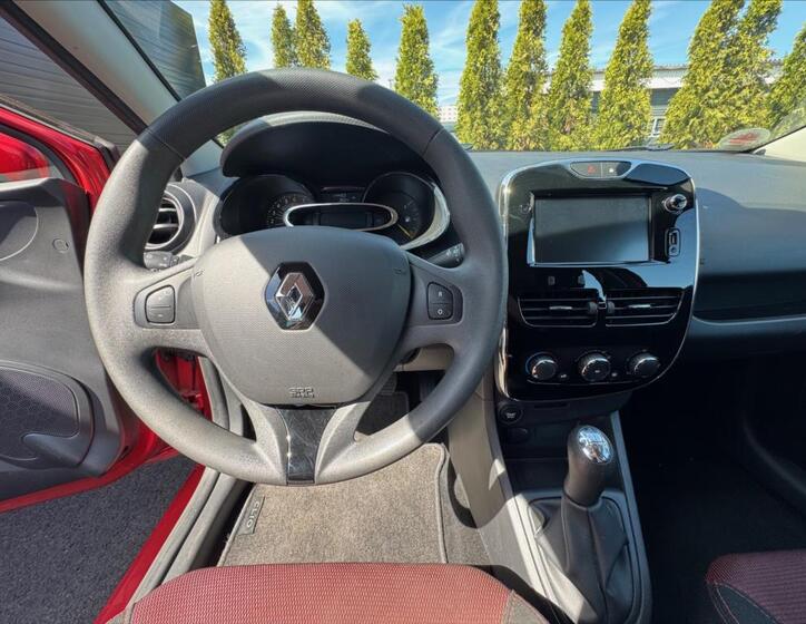 Renault Clio 15