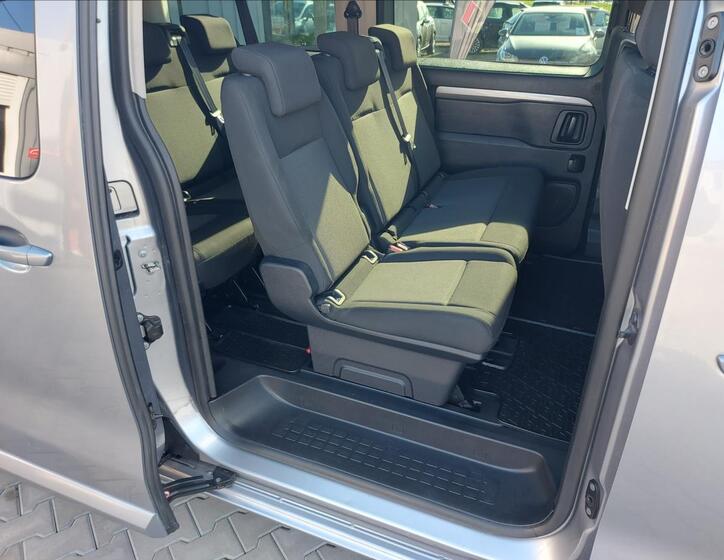 Opel Zafira 22