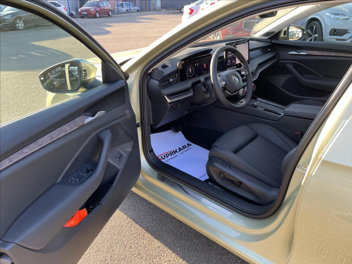 Škoda Superb