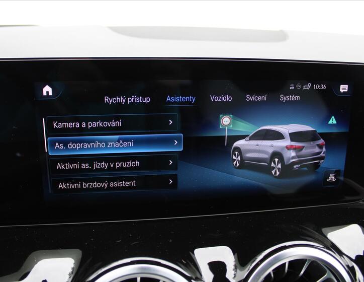 Mercedes-Benz GLA 22