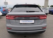 Audi Q8 7
