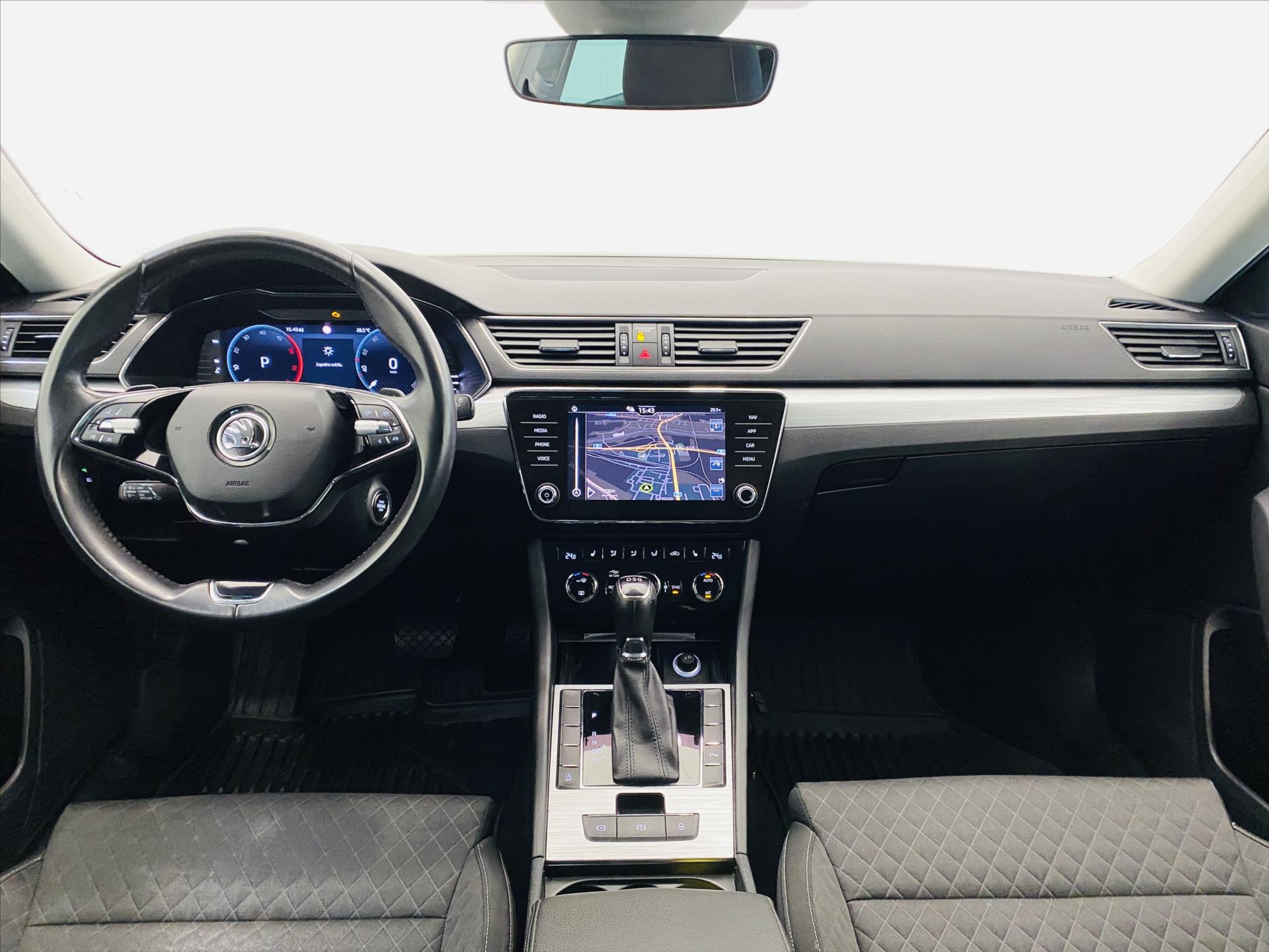 Škoda Superb