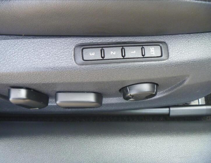 Škoda Superb 44