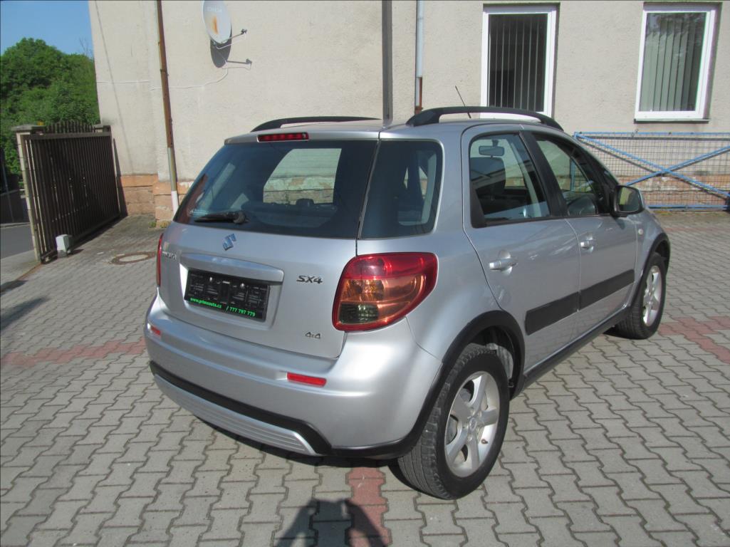 Suzuki SX4