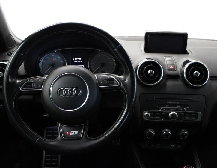 Audi S1 25