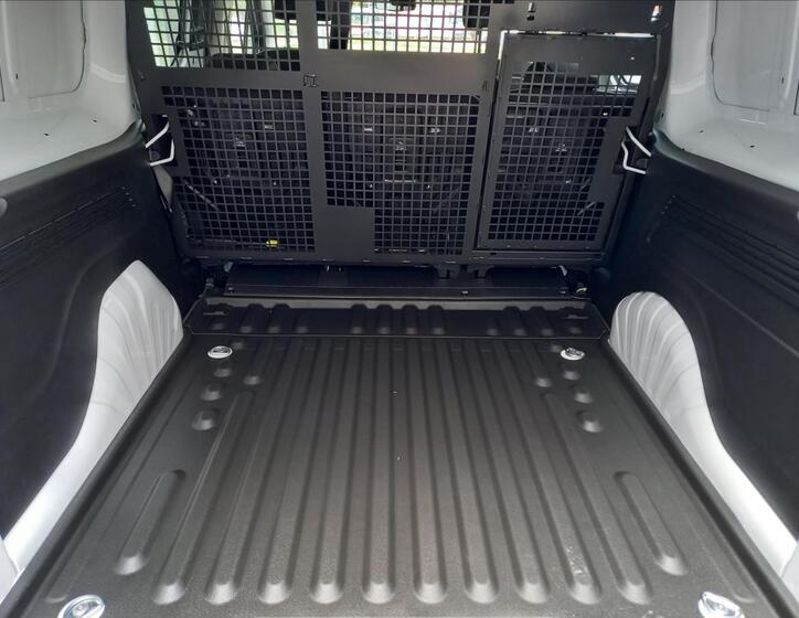 Toyota ProAce 13