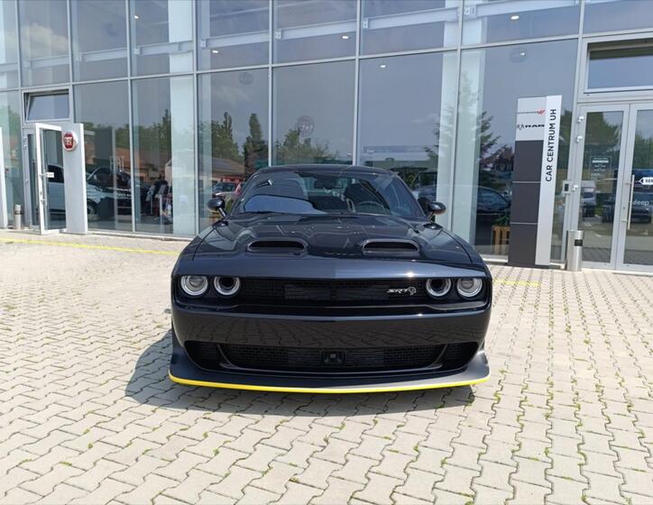 Dodge Challenger 2