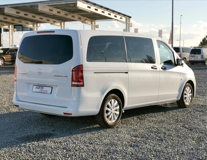 Mercedes-Benz Vito 3