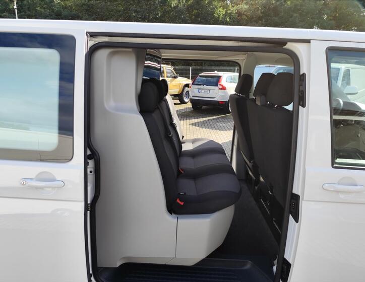 Volkswagen Transporter 33