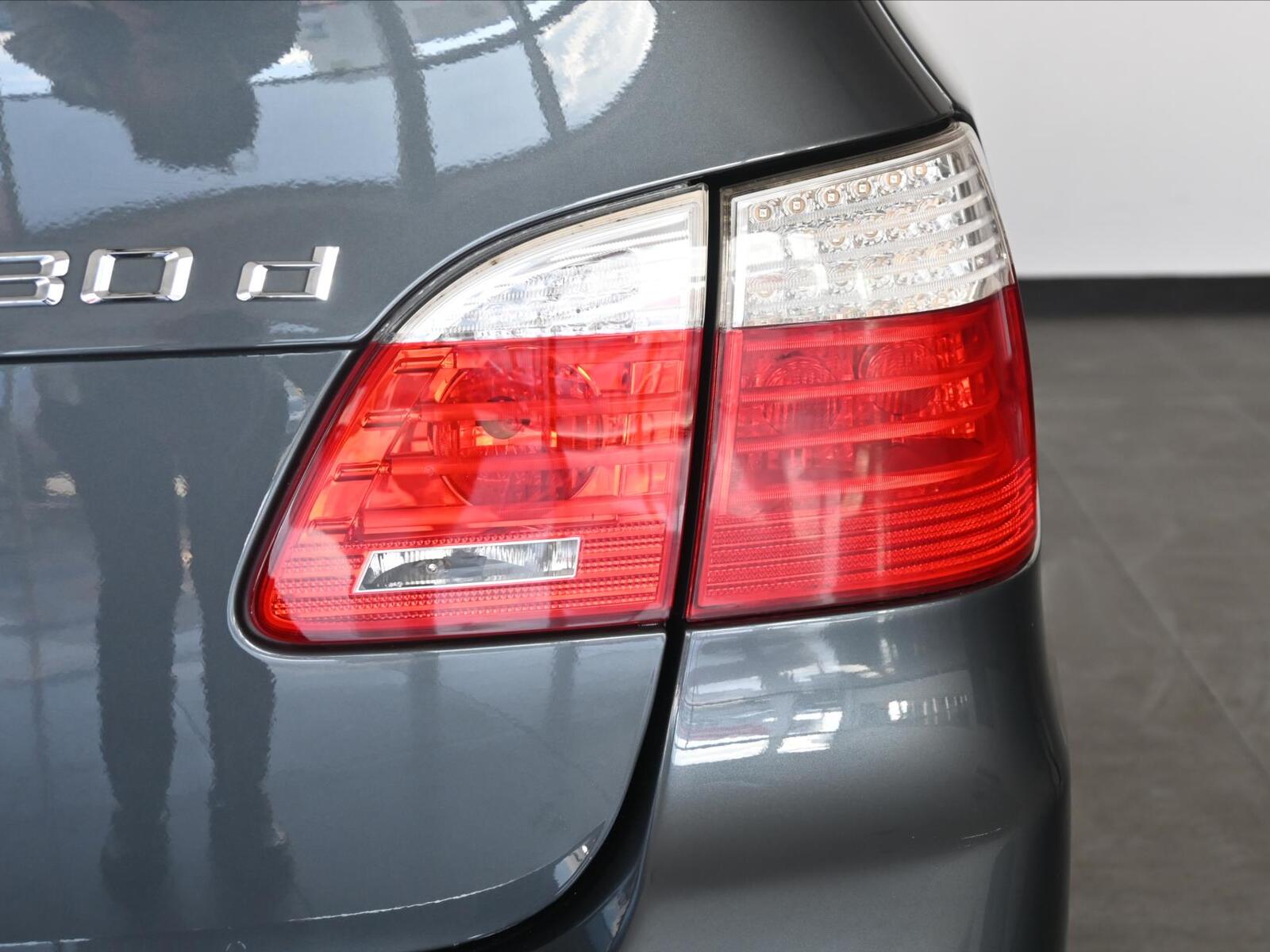 BMW Řada 5 32