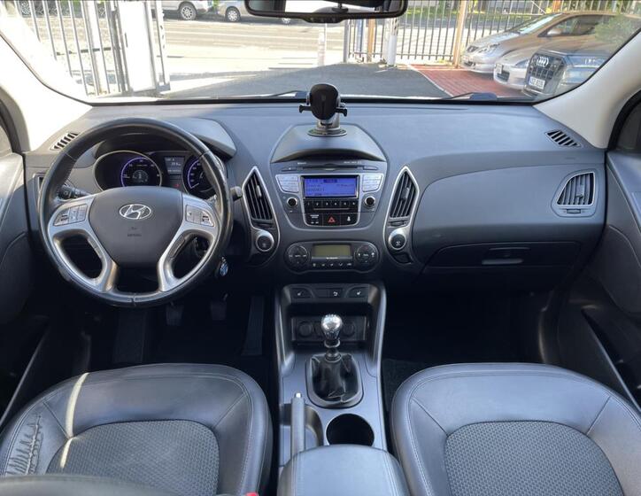 Hyundai ix35 8