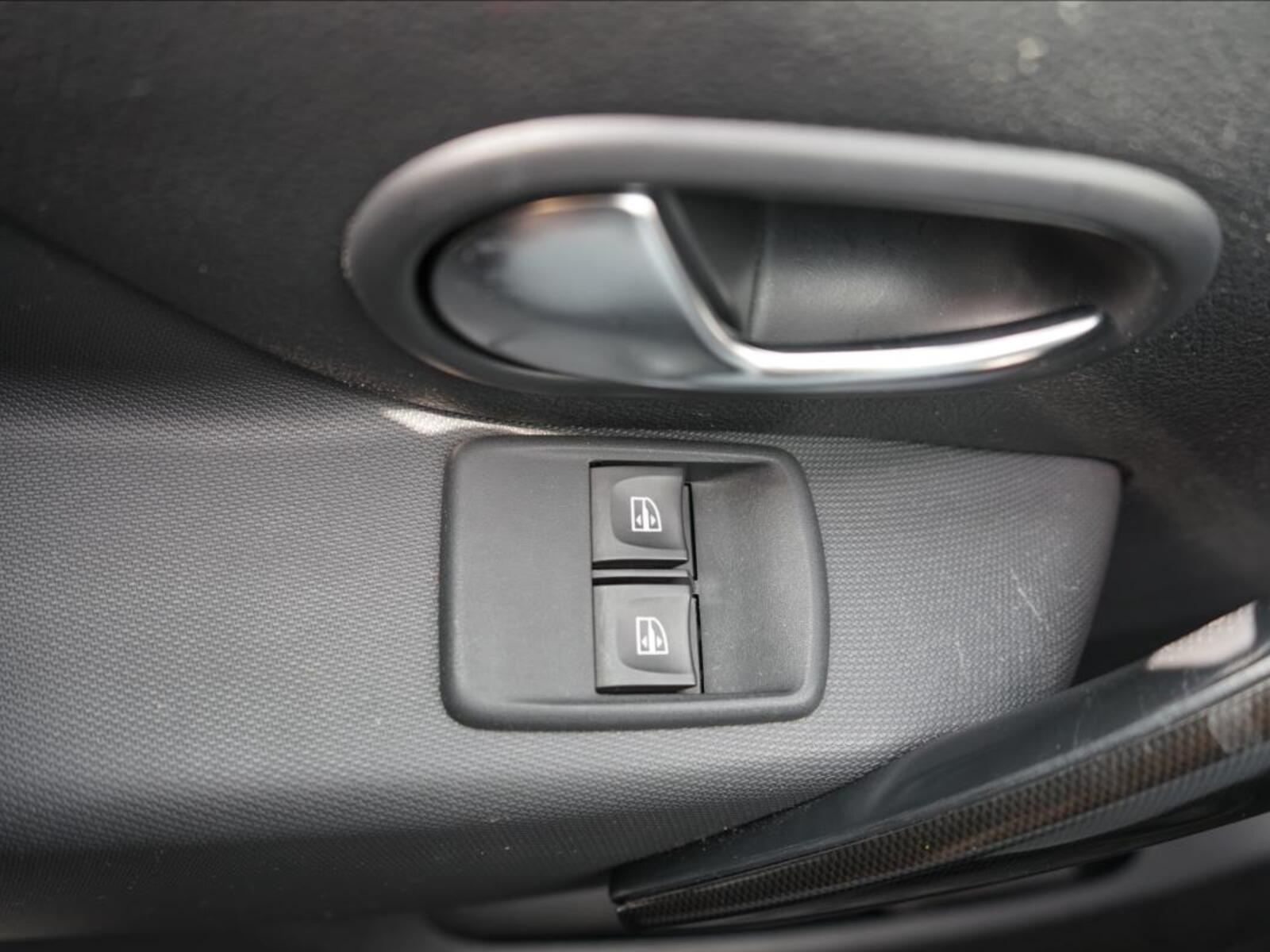 Dacia Logan 19