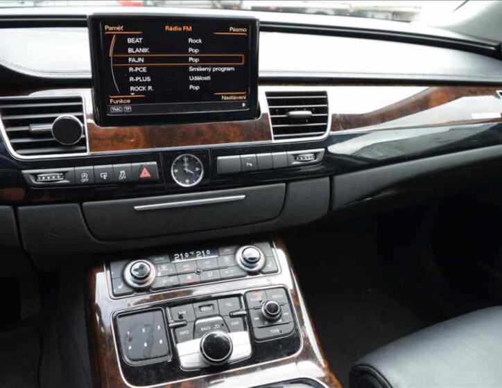 Audi A8 18