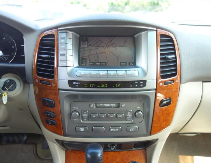 Toyota Land Cruiser 25