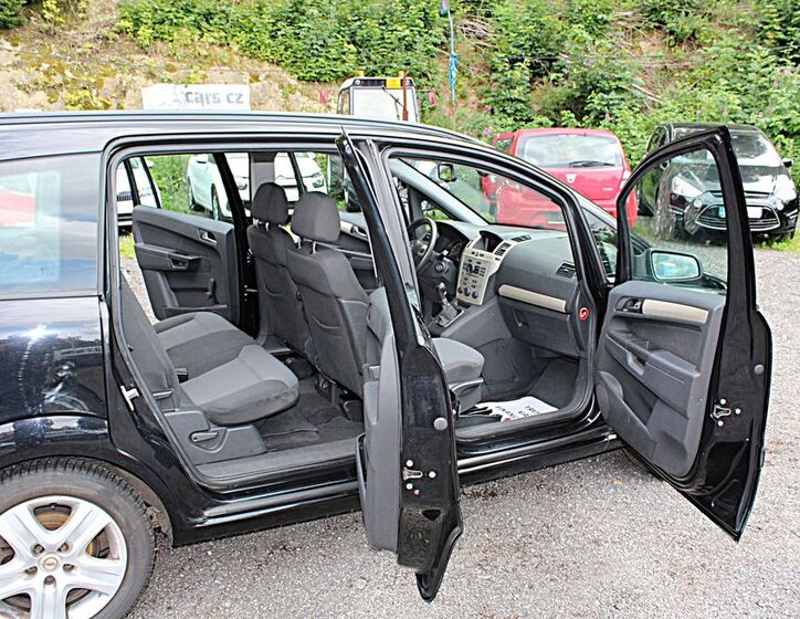 Opel Zafira 12