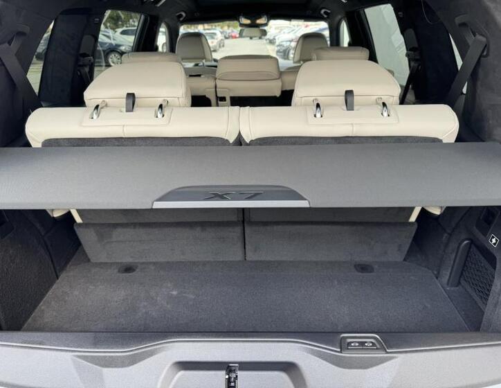 BMW X7 18
