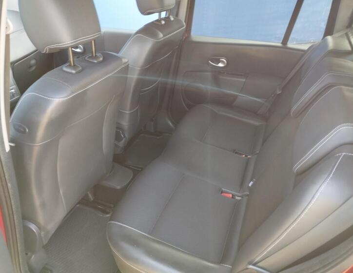 Renault Modus 9