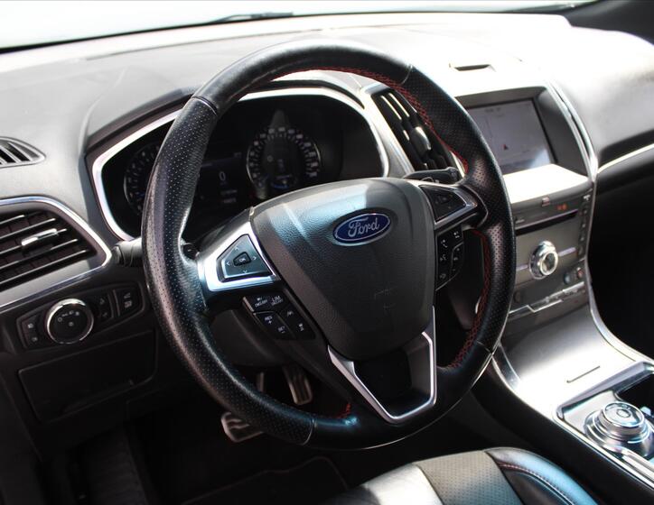 Ford Edge 15