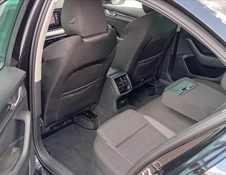 Škoda Octavia 13