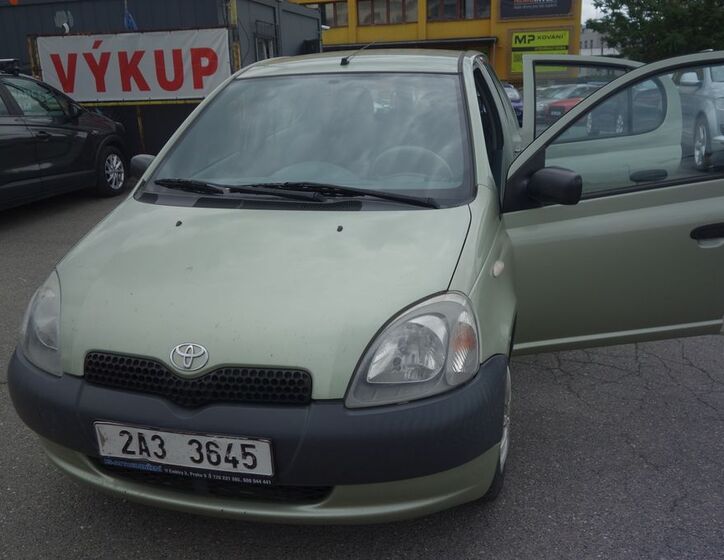 Toyota Yaris 14
