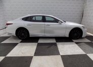 Lexus LS 500 7