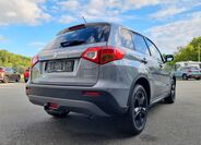 Suzuki Vitara 5
