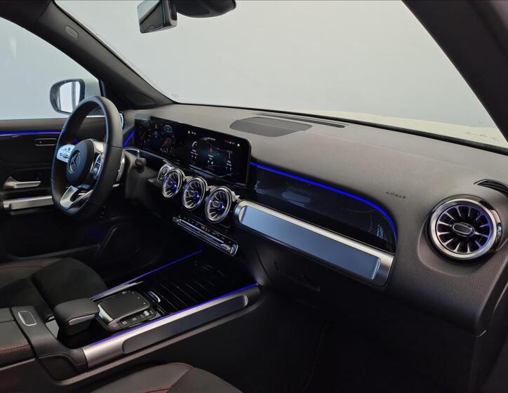 Mercedes-Benz GLB 14