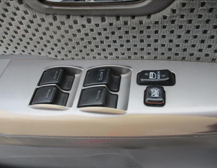 Toyota Hilux 19