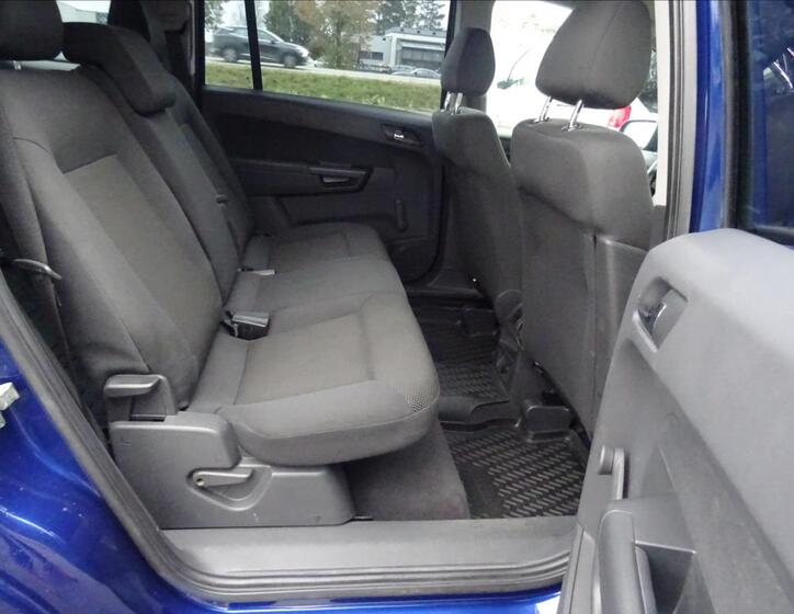 Opel Zafira 16