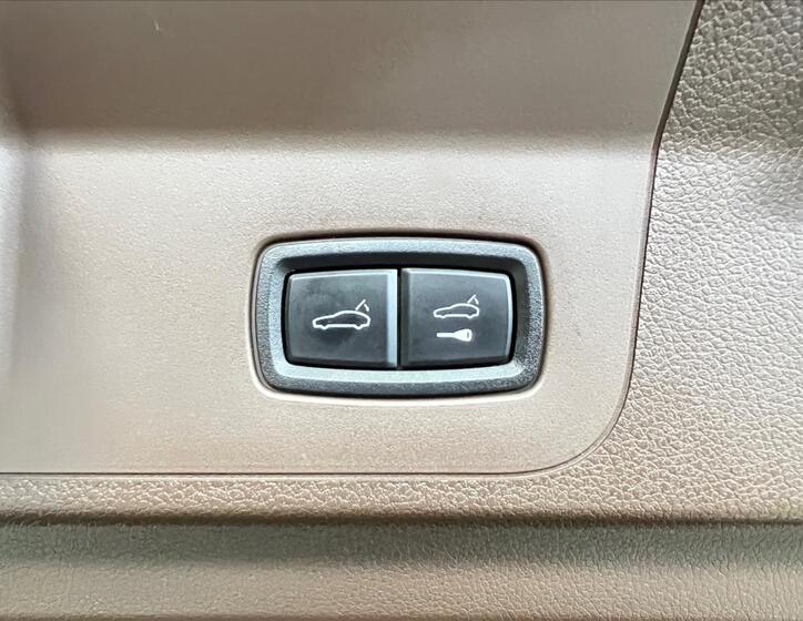 Porsche Panamera 28