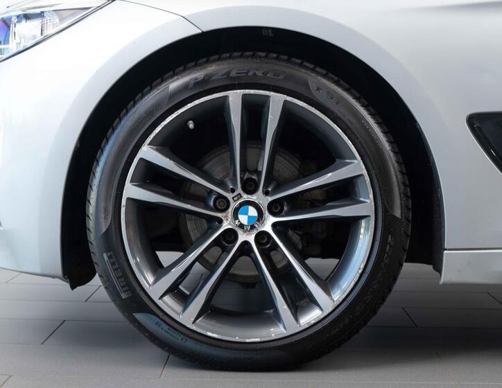 BMW Řada 3 6