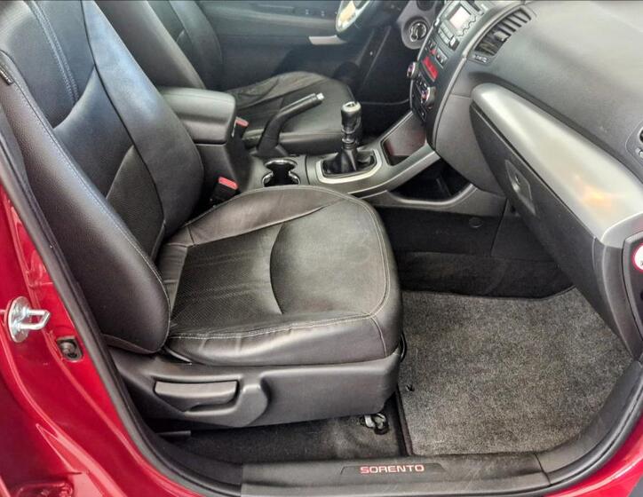 KIA Sorento 16