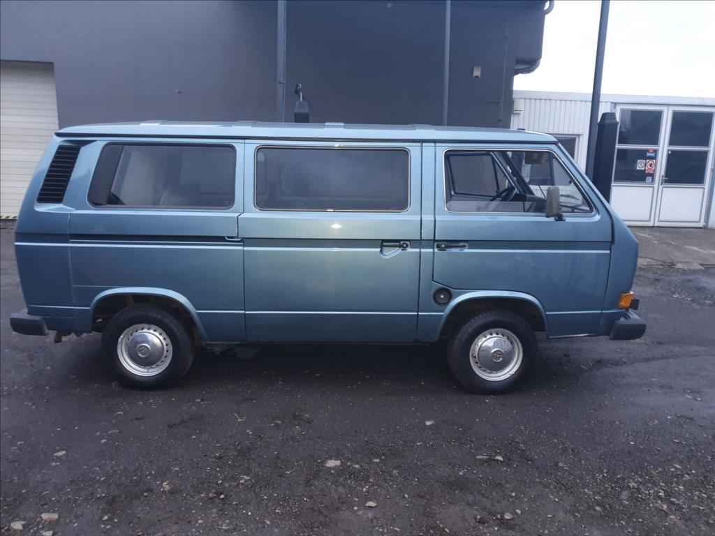 Volkswagen Caravelle 5