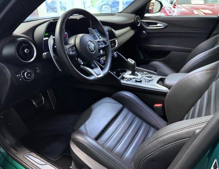Alfa Romeo Giulia 6