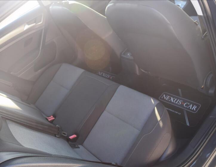 Volkswagen Golf 20