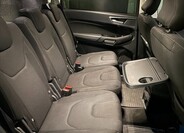 Ford S-MAX 12