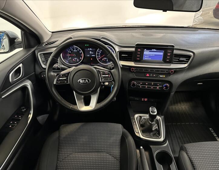 KIA Ceed 5
