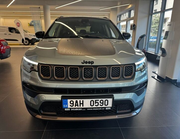 Jeep Compass 2
