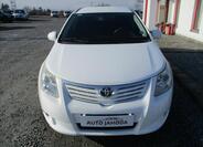 Toyota Avensis 2