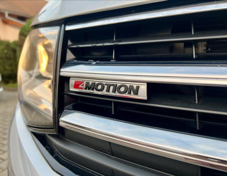 Volkswagen Multivan 57