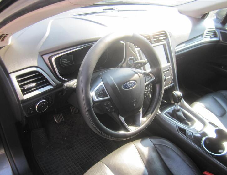Ford Mondeo 10