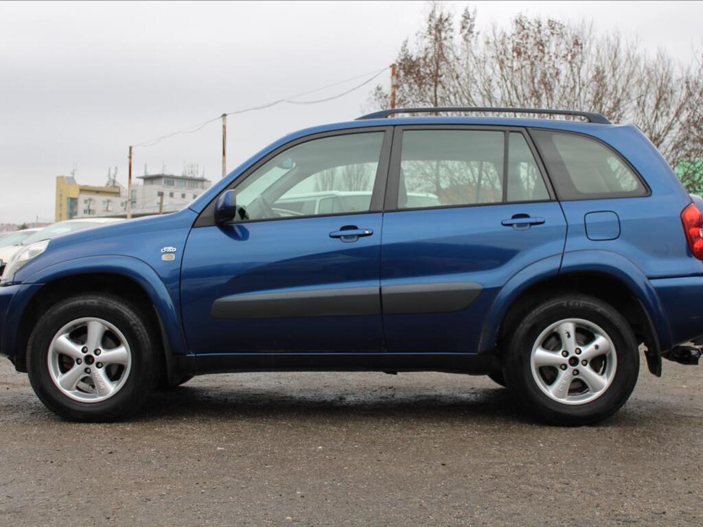 Toyota RAV4 8