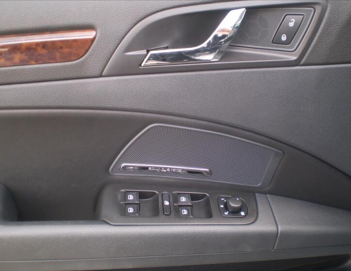 Škoda Superb 9