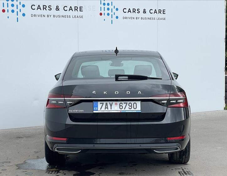 Škoda Superb 21