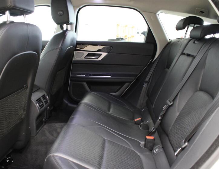 Jaguar XF 14