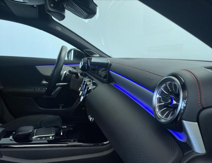 Mercedes-Benz CLA 17