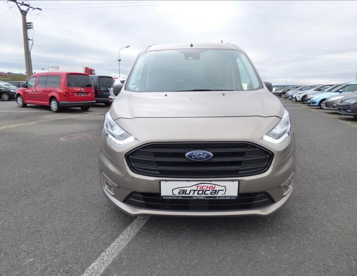 Ford Transit Connect 8
